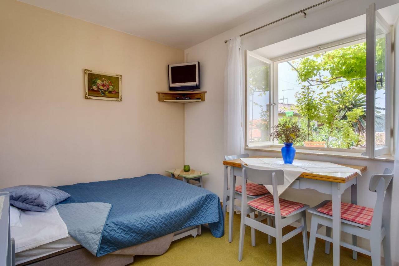 Appartamento Sheshe Mali Lošinj Esterno foto